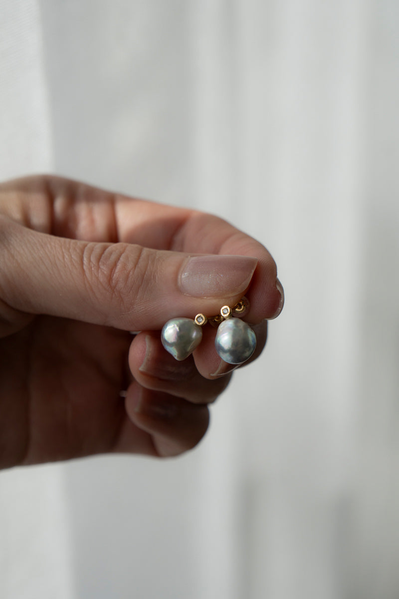 MINIMUMNUTS AKOYA baroque pearl pair pierce /K18