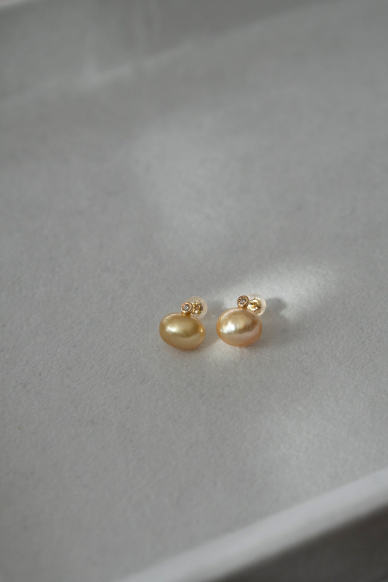MINIMUMNUTS Keshi pearl pair pierce / K18
