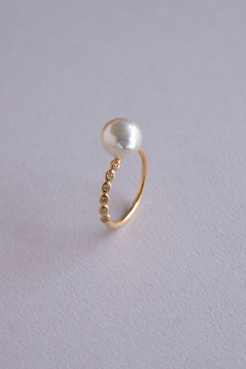 MINIMUMNUTS Cupring Baroque Pearl & Diamond Ring /K18