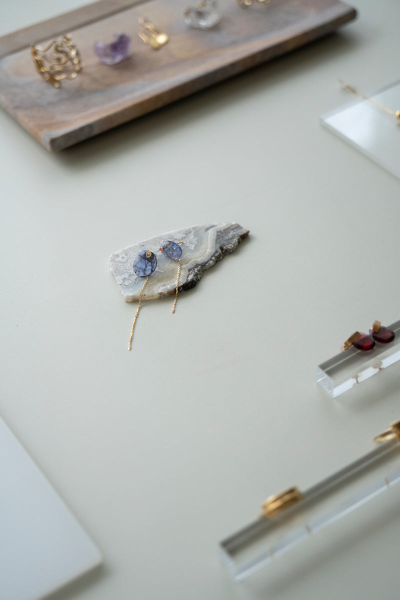 MONAKAjewellery flat tanzanite pierce タンザナイトピアス/K18