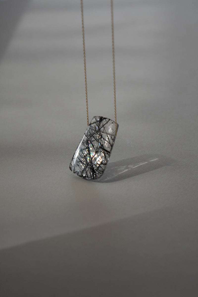 MONAKA jewellery Tourmalinated quartz Rock necklace /K10