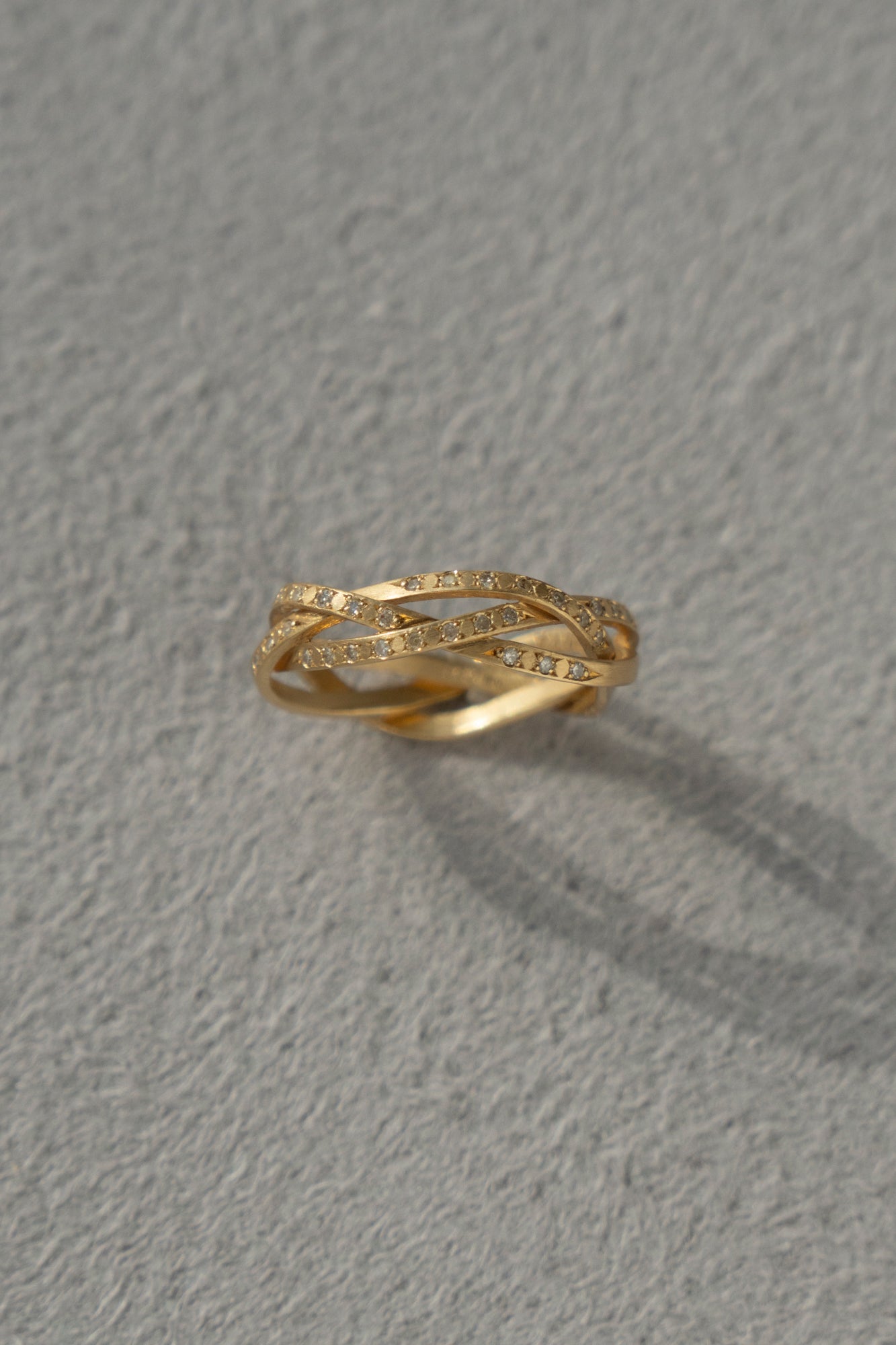 MONAKA jewellery String Ring Half Diamond Wide YG /K18