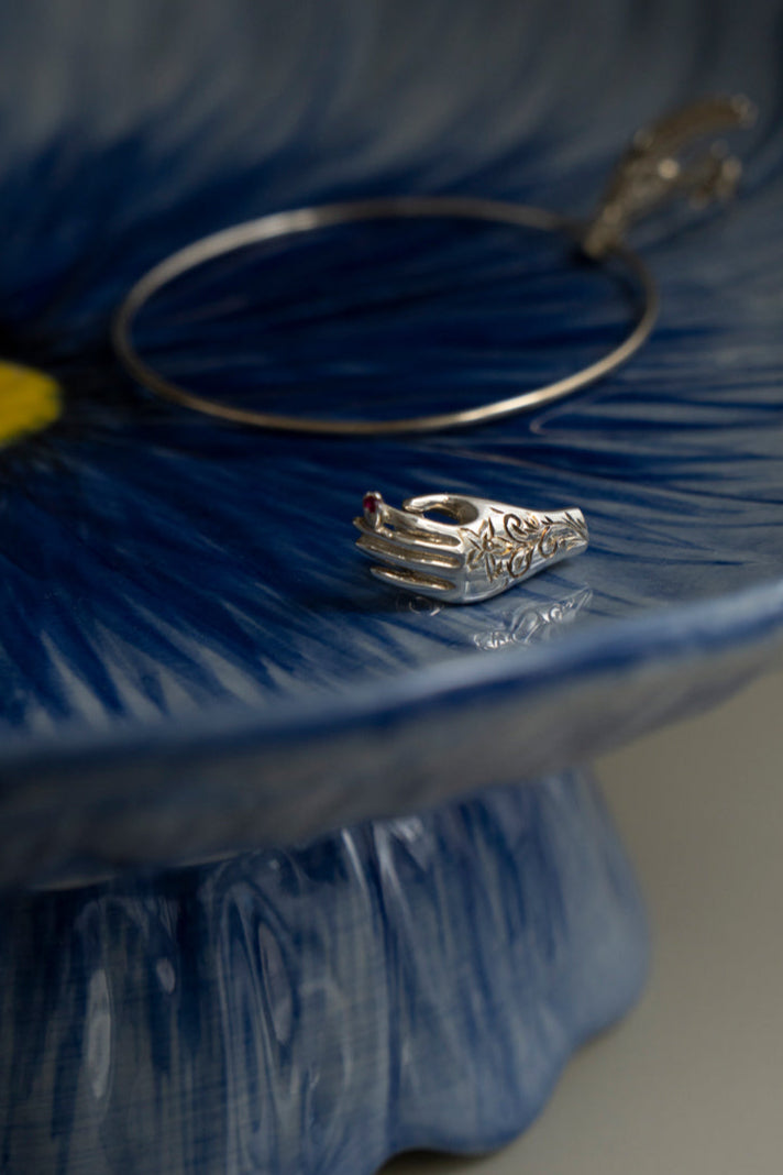 PALA FIGA Hand Pierce Ruby Tobacco Tattoo /Silver