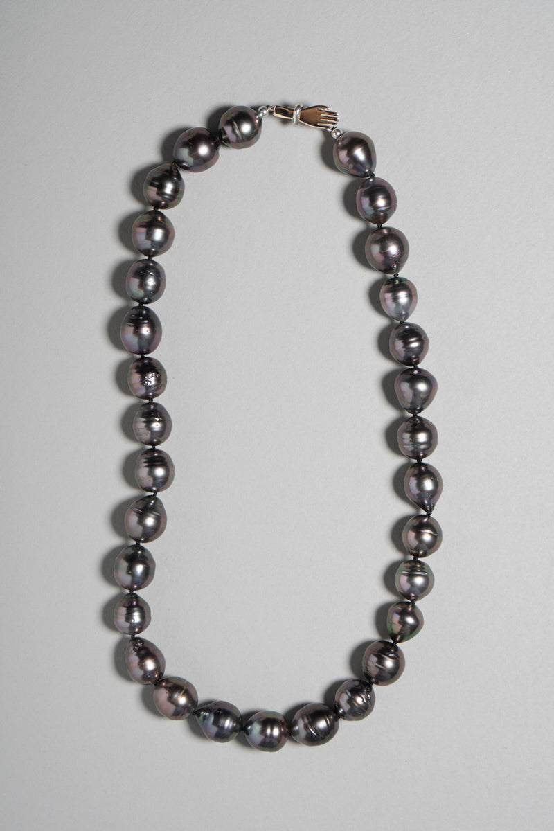PALA Hand end Black-lip Shell all knotted pearl necklace 黒蝶貝パールネックレス /K10