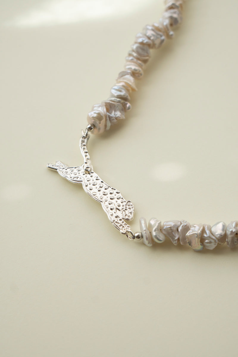 PALA Leopard Hook Necklace Pebble Pearl