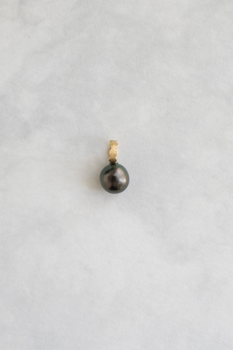 Perche? 慶良間真珠 marumaru × pearl Charm Top BK /K18