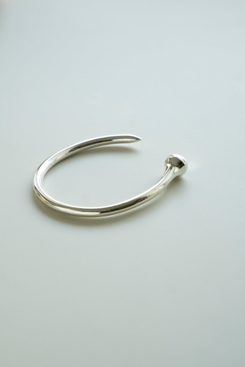 POLYTERON T-pin Bangle /Silver