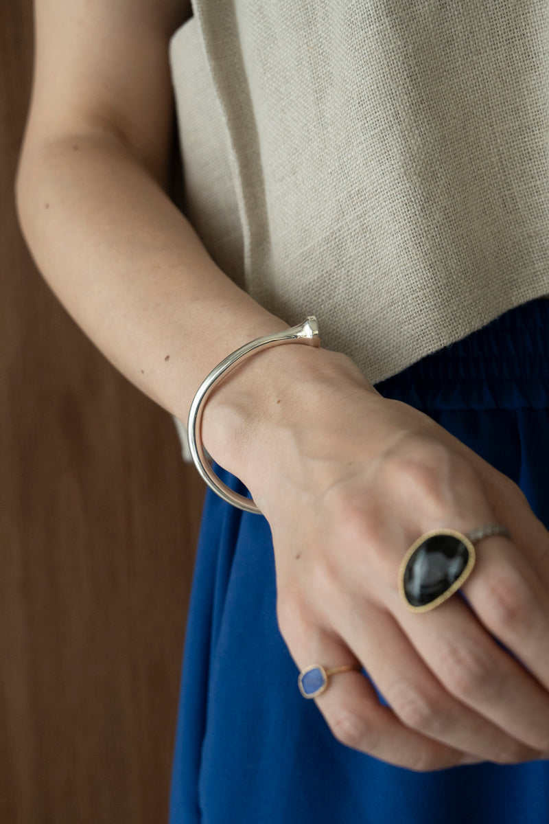 POLYTERON T-pin Bangle /Silver