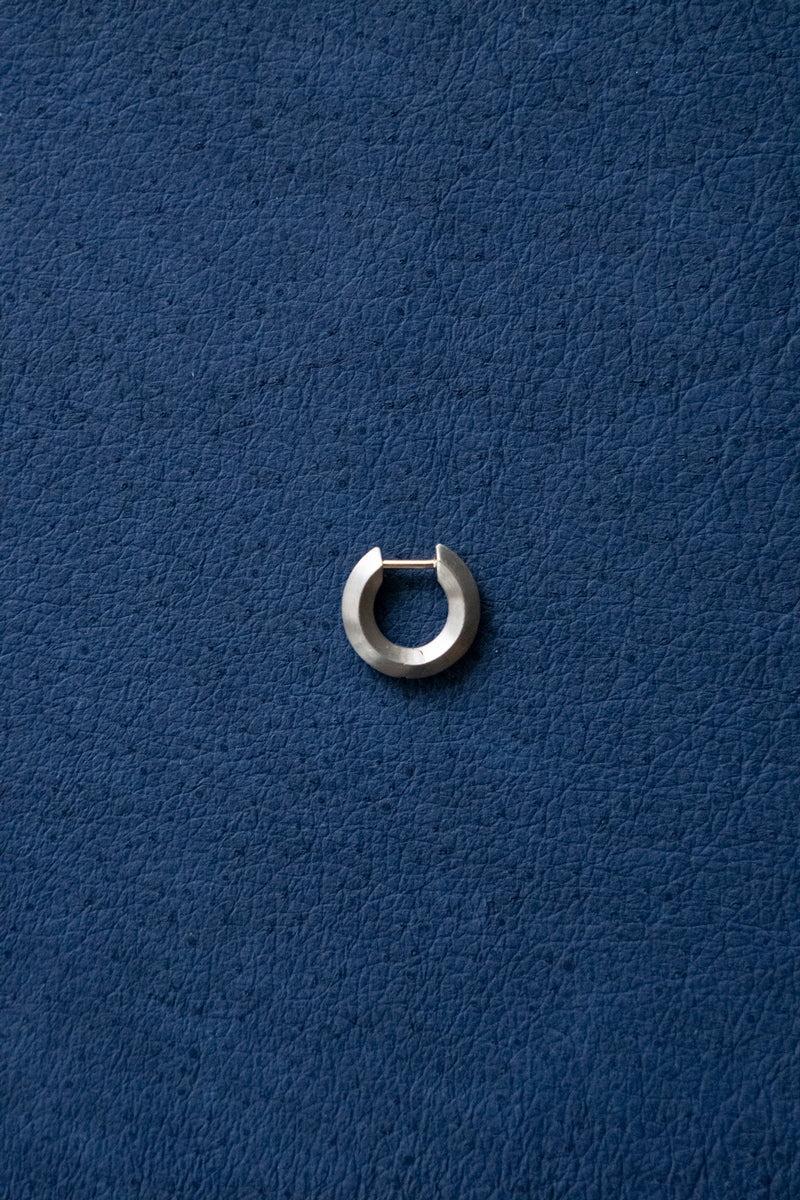 simmon Seta Shape Round Pierced earring M/K18
