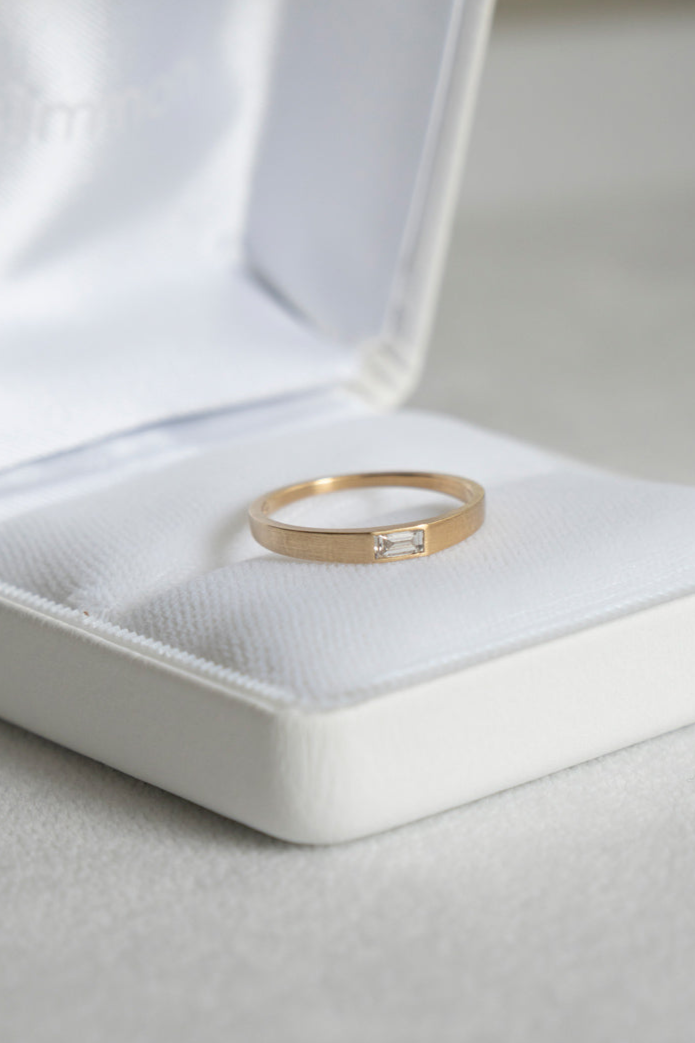 simmon Seta Baguette Diamond Ring /K18