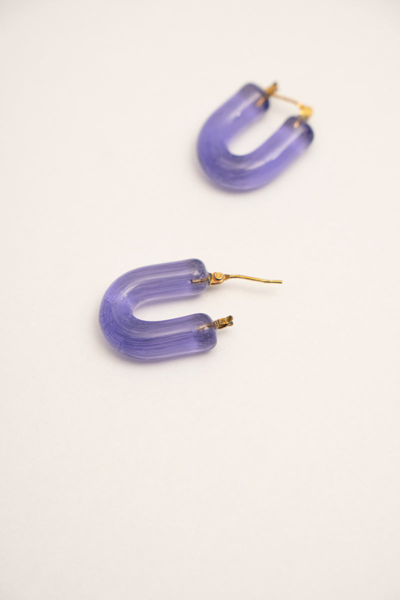 YAGA U glass hoop pierce ガラスUピアス /purple