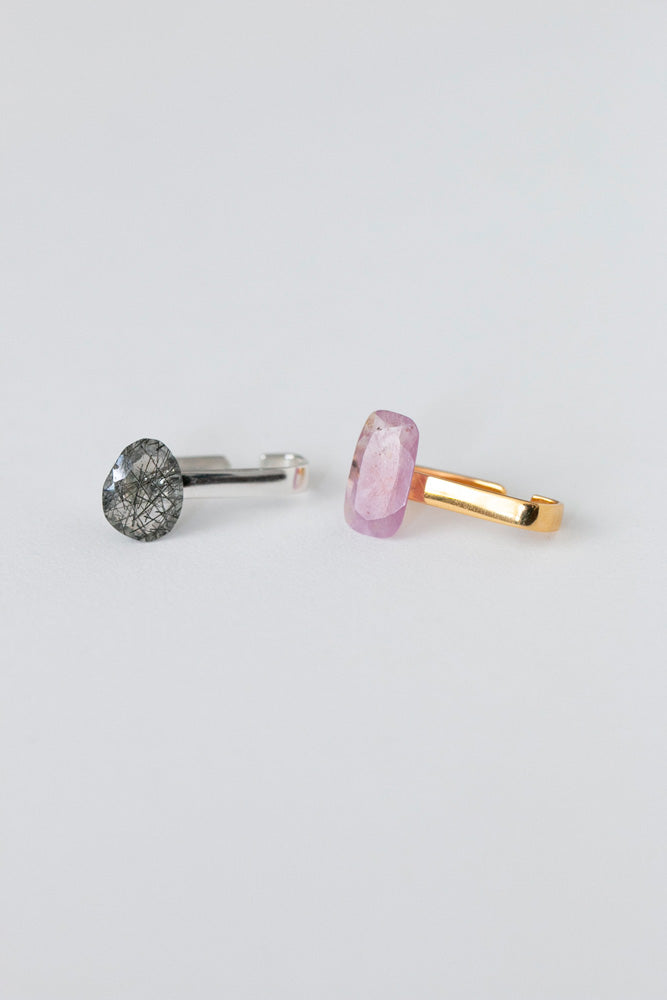 bohem Loose Stone Collection Black rutilated quartz ear cuff/Silver