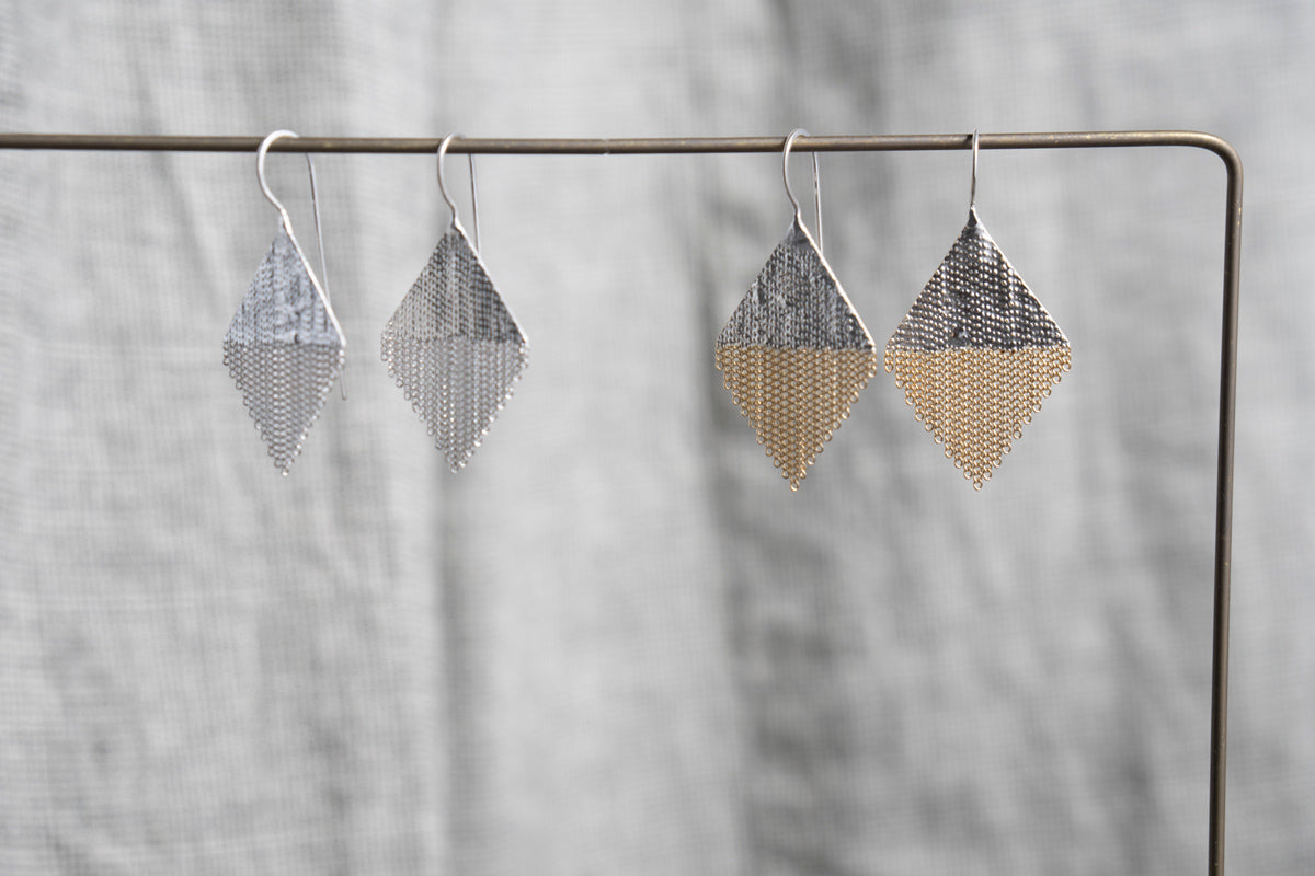 hannah keefe Small confetti earrings ピアス/Silver