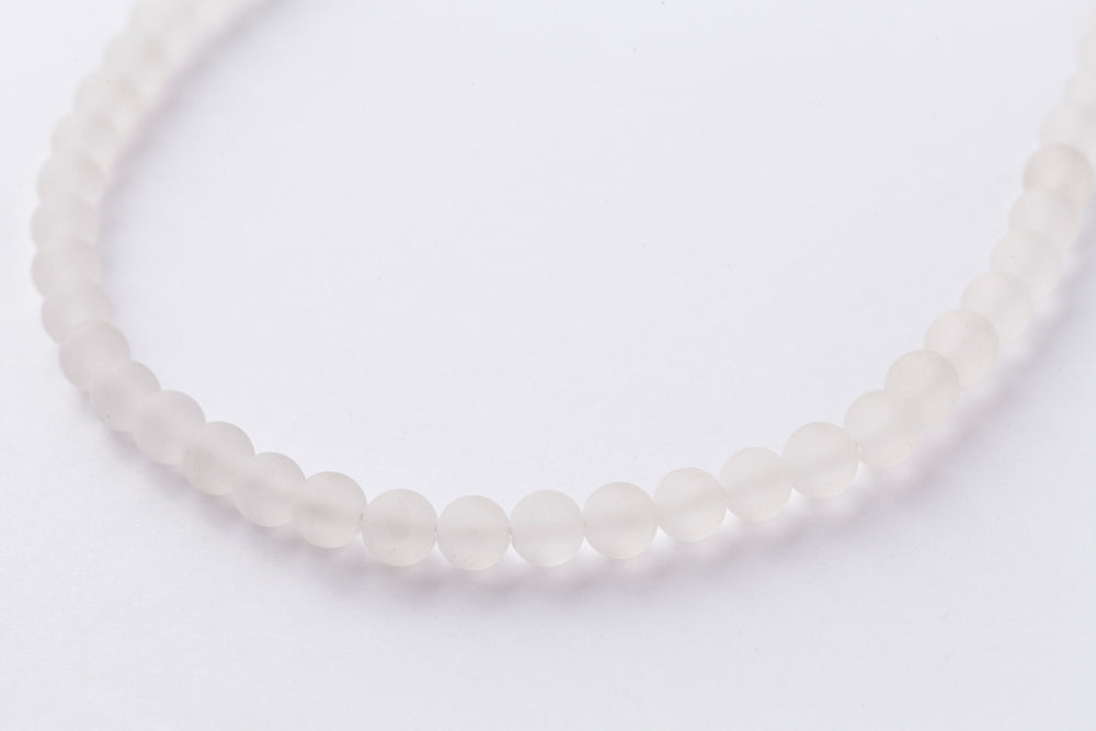 jaren Round parts quartz necklace