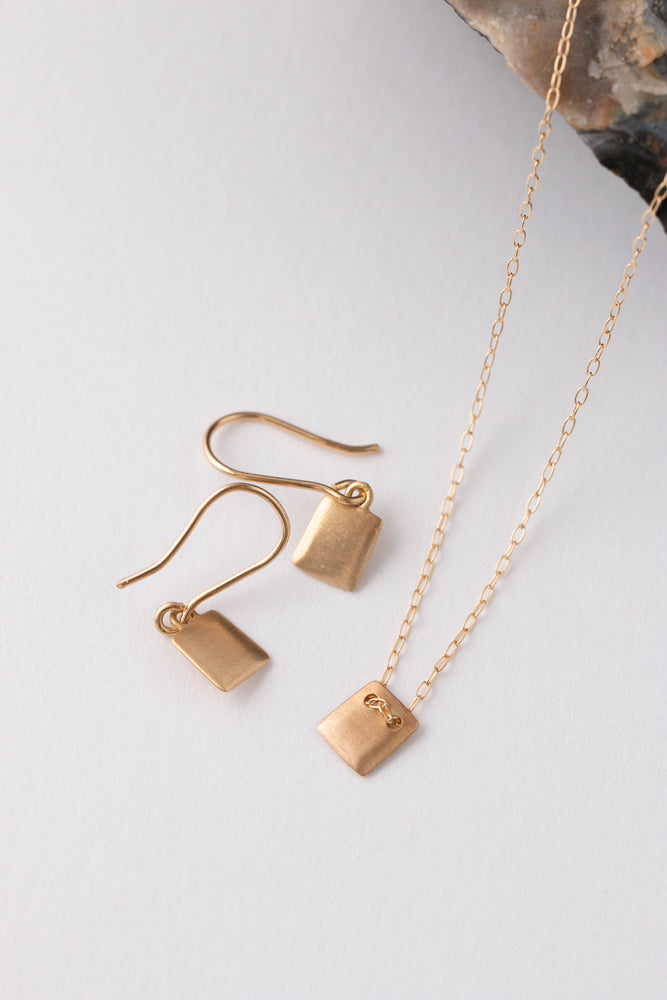 LANA ia lani FLAKES pierce Square ピアス/K18