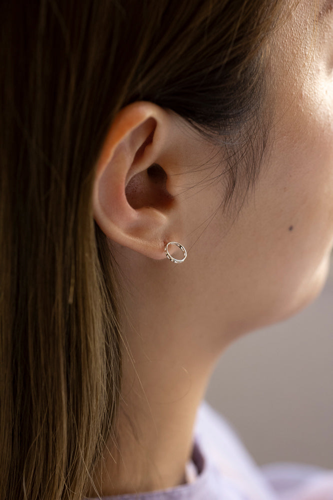 mocco openwork small round pierce /Silver