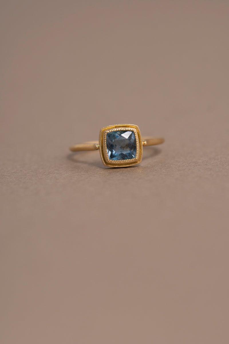 MONAKA jewelery flat stone Tanzanite Ring Tanzanite ring/K14