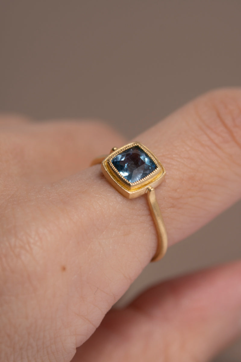 MONAKA jewelery flat stone Tanzanite Ring Tanzanite ring/K14