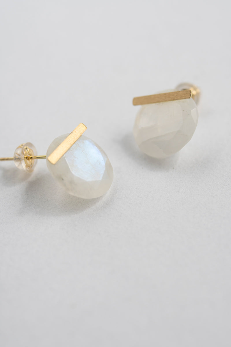 MONAKA jewellery Rainbow moon stone bar stone pierce ピアス/K18