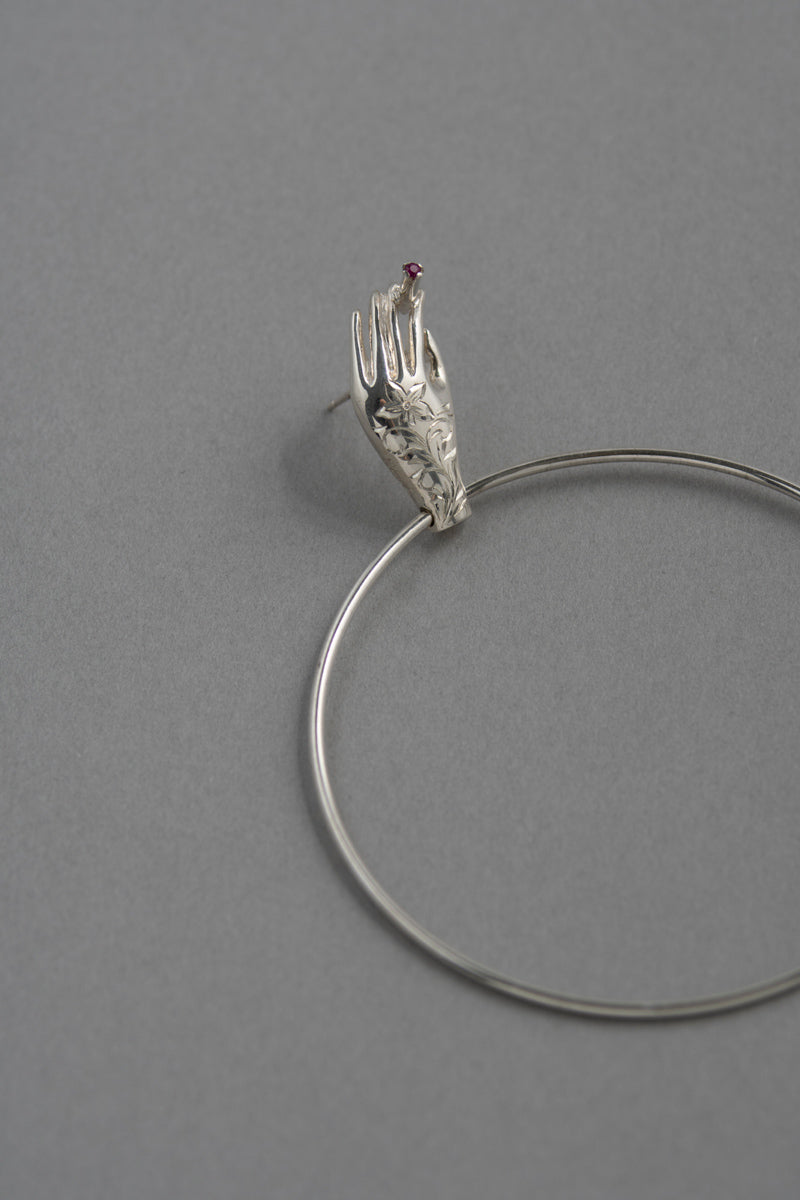 PALA FIGAビックサークルハンドピアス ruby tabacco /Silver
