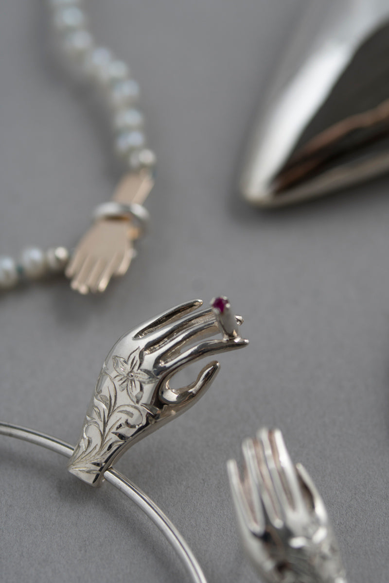 PALA FIGAビックサークルハンドピアス ruby tabacco /Silver
