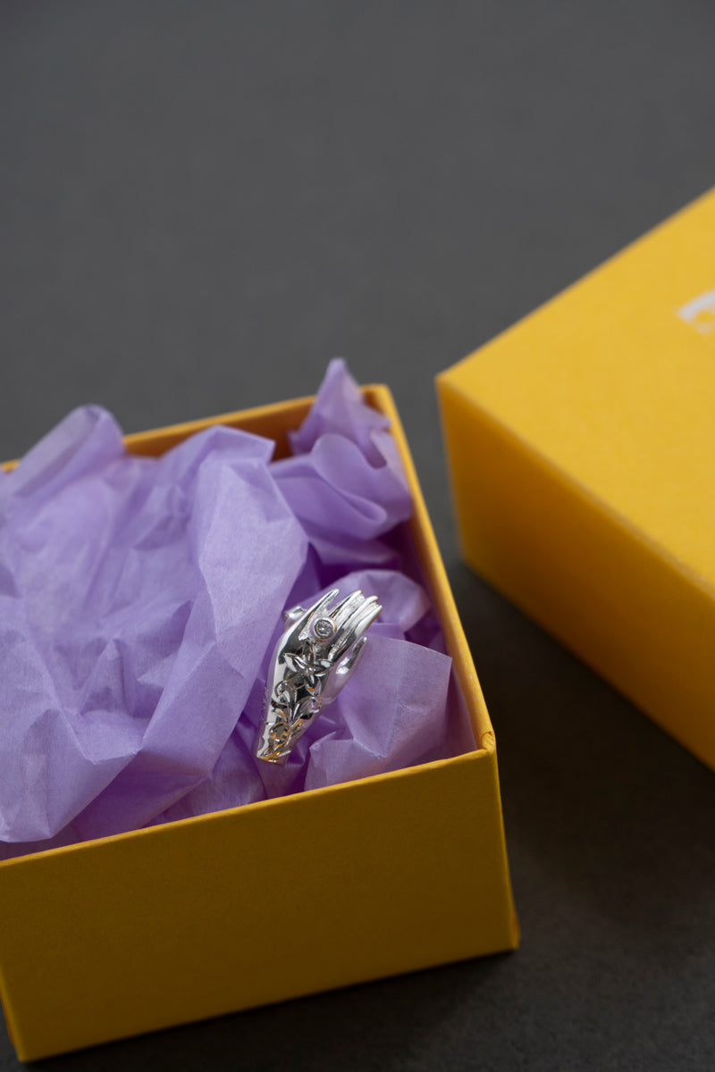 PALA FIGA diamond hand piercing diamond /Silver