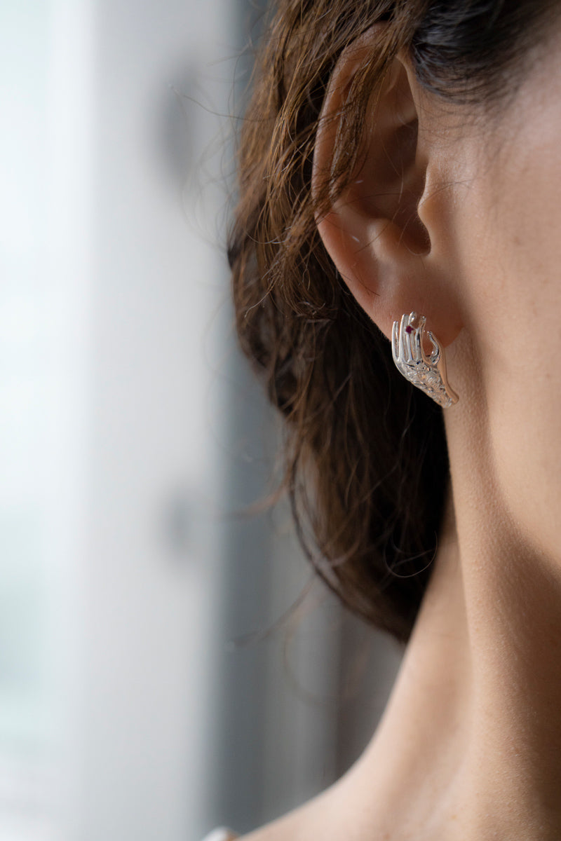 PALA FIGA Hand Pierce Ruby Tobacco Tattoo /Silver