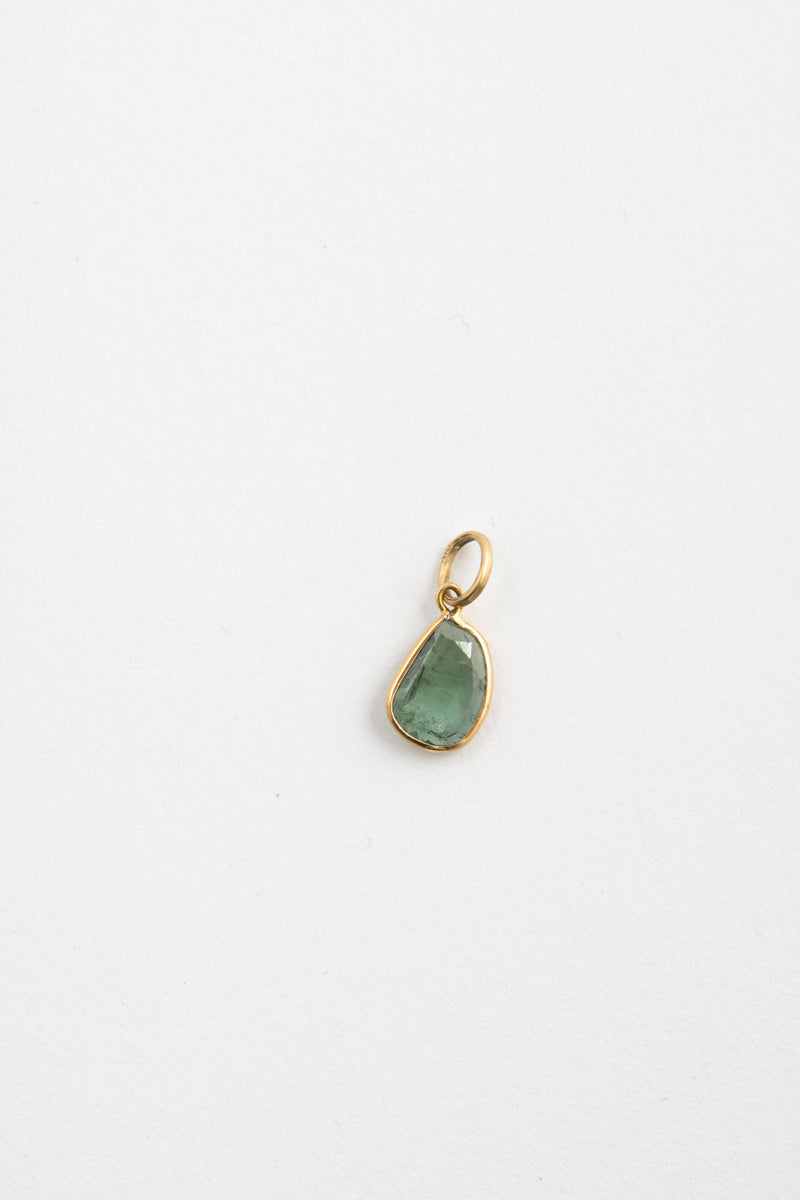 Perche? green tourmaline Top Tourmaline pendant top/K18
