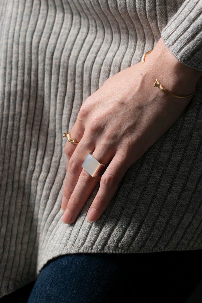 simmon WIDE SQUARE SHELL SIGNET RING 白蝶貝リング /Silver
