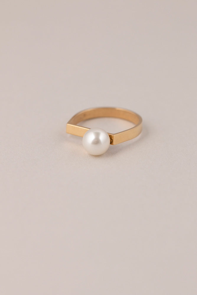 Seta Sealing on AKOYA Pearl Ring M
