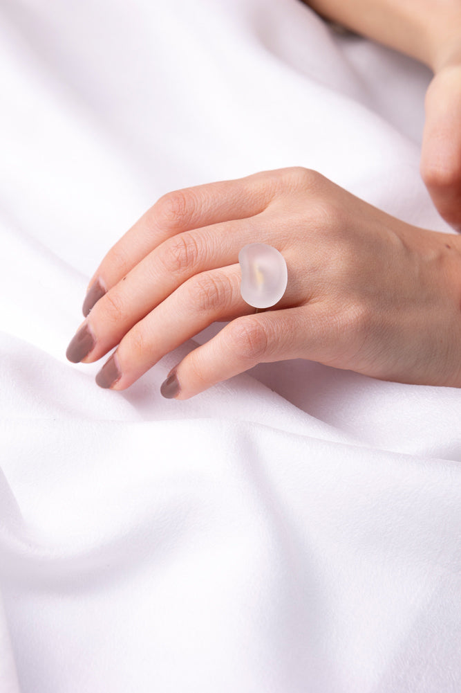 SU PEBBLE quartz ring M