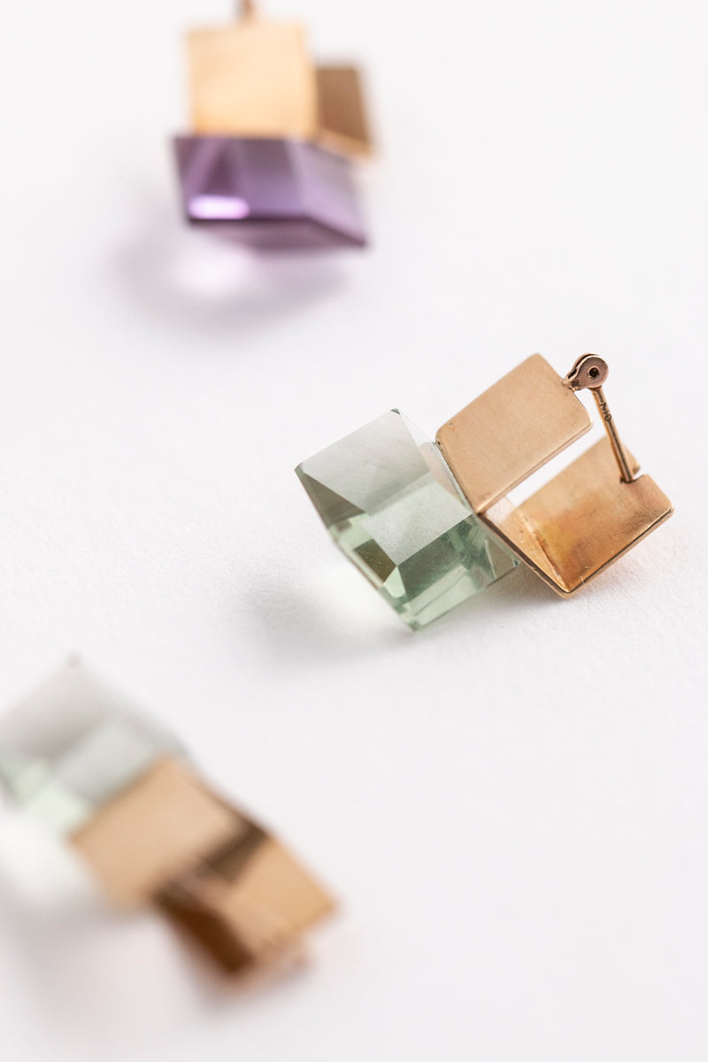 yull. CUBE green amethyst Pierce Green amethyst earrings/K10