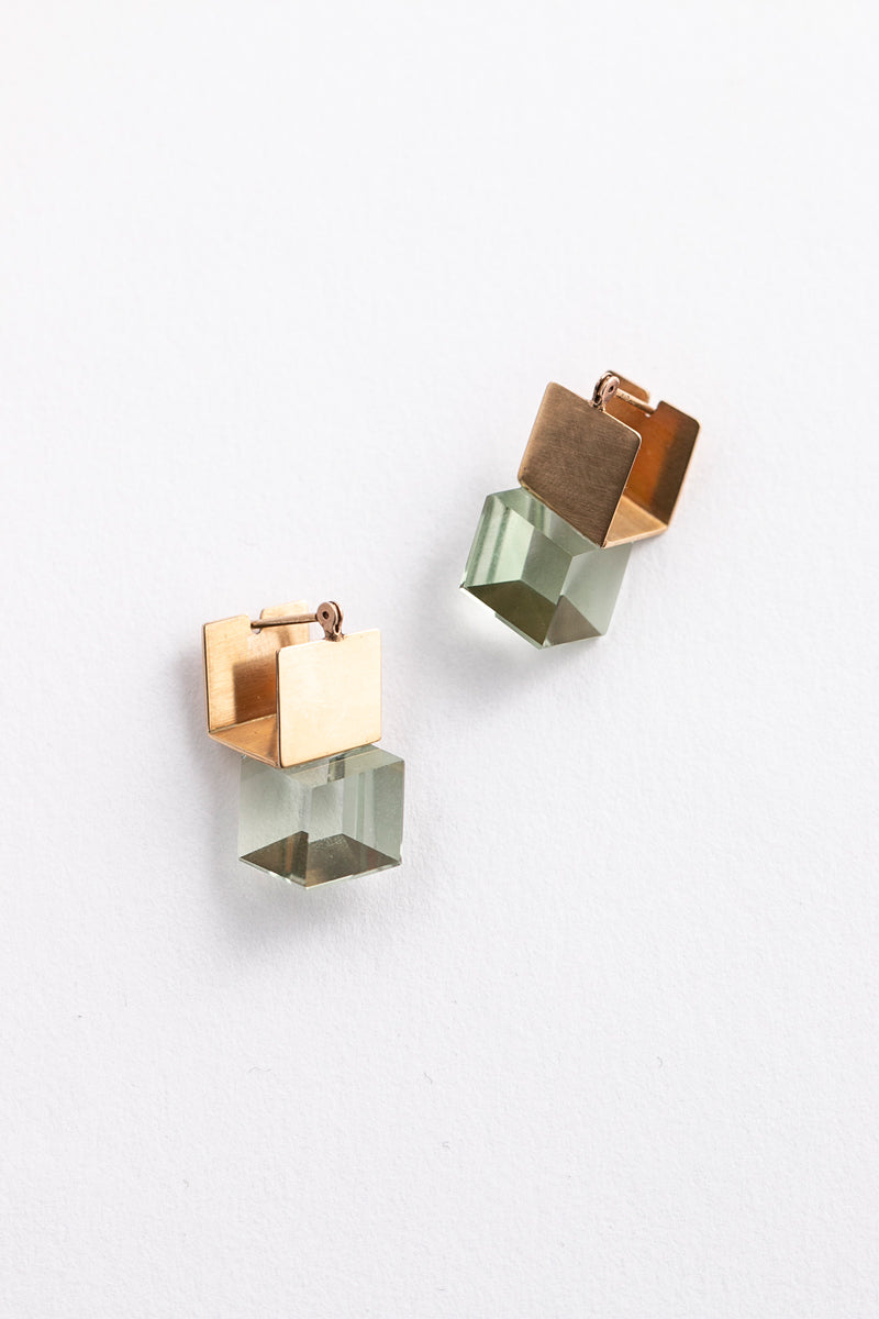 yull. CUBE green amethyst Pierce Green amethyst earrings/K10
