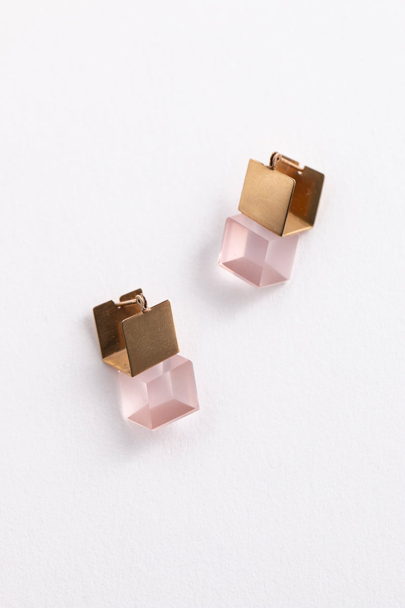 yull. CUBE rose quartz Pierce ローズクォーツピアス/K10