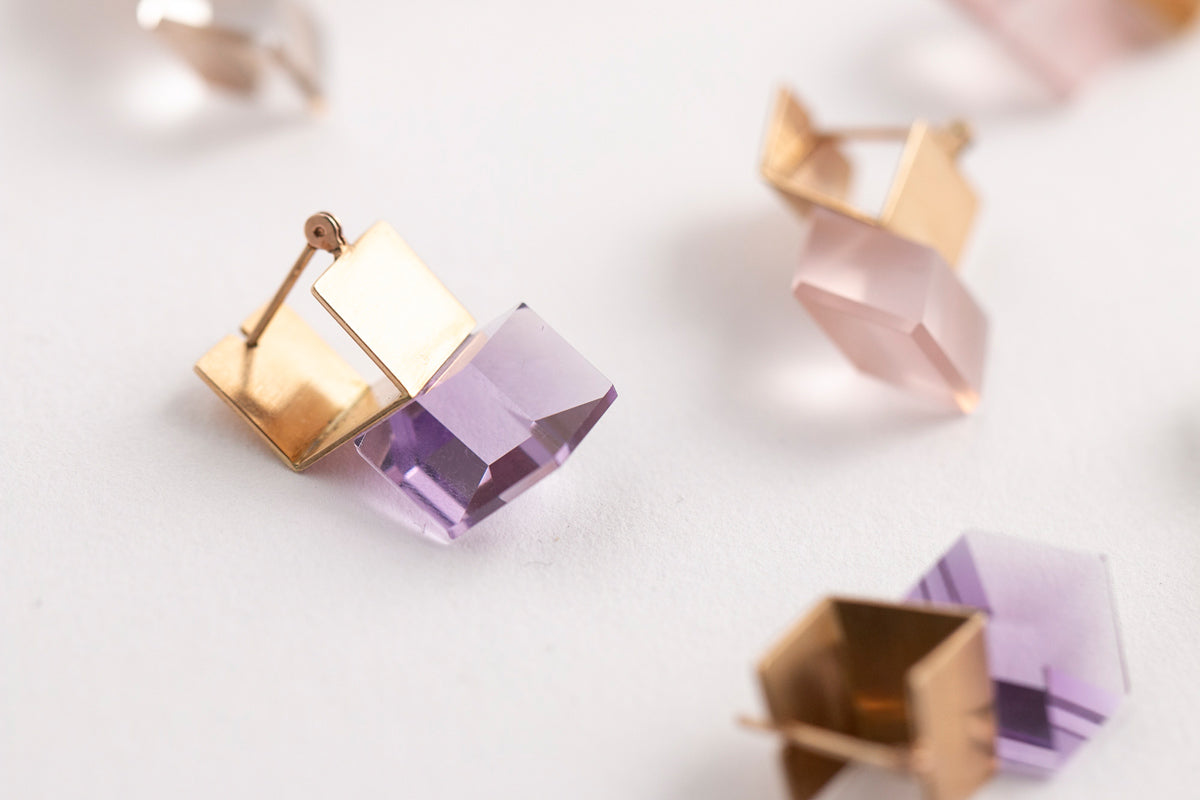 yull. CUBE amethyst Pierce アメジストピアス/K10