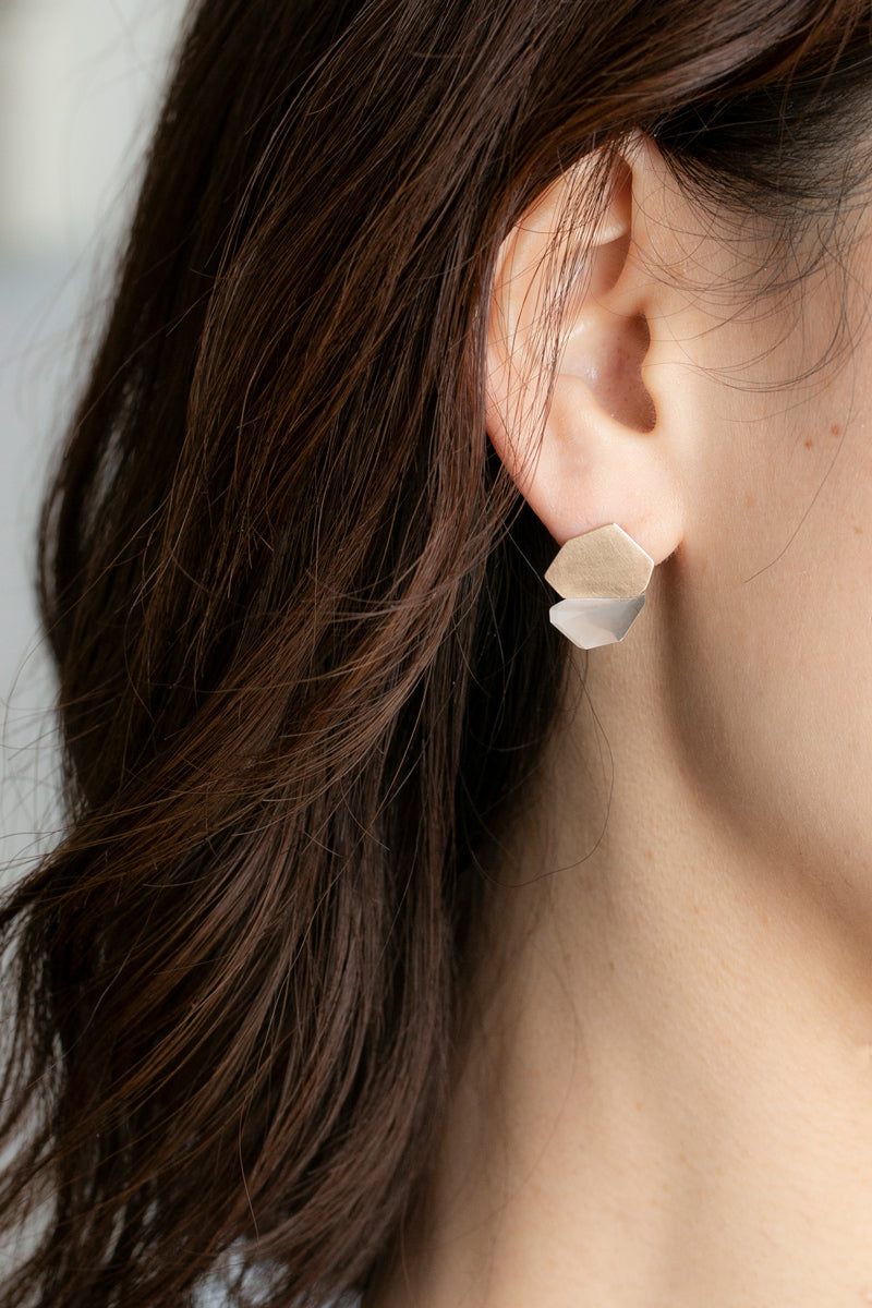 yull. Piece milky quartz Pierce B Quartz pierce/K10