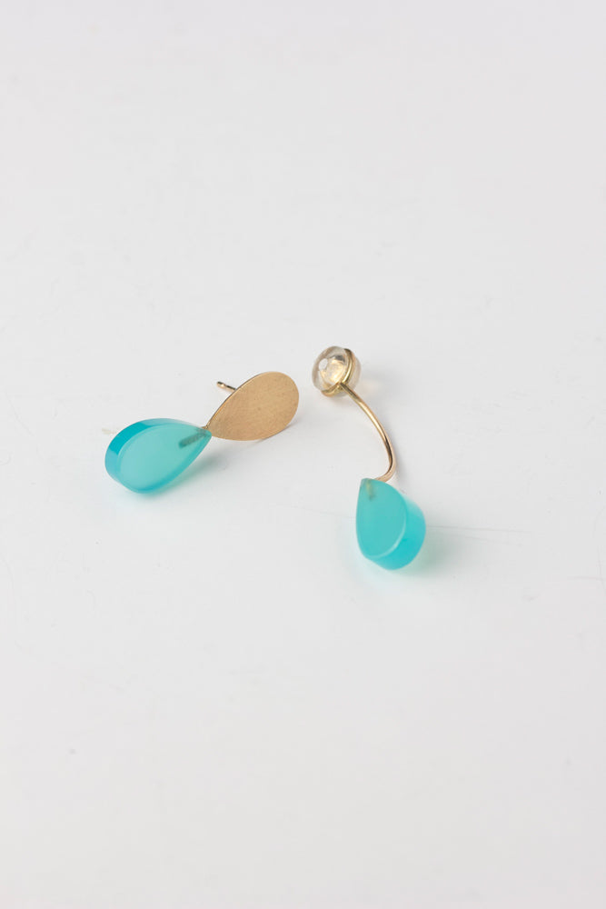 yull. ditto pearshaped ピアス/シーブルーカルセドニー/K10