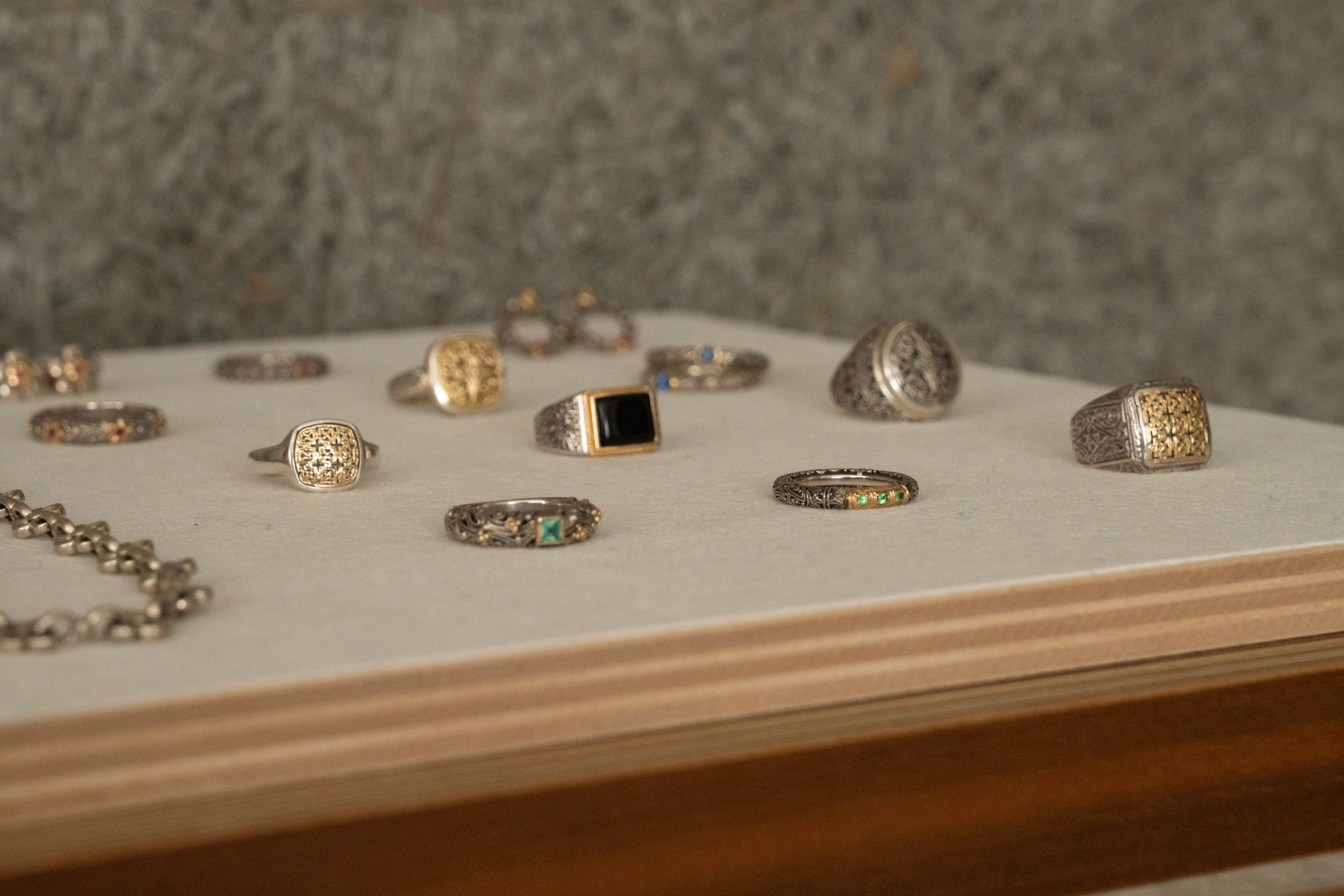 MONAKA jewellery Golden rutile quartz bar stone pierce ゴールデン