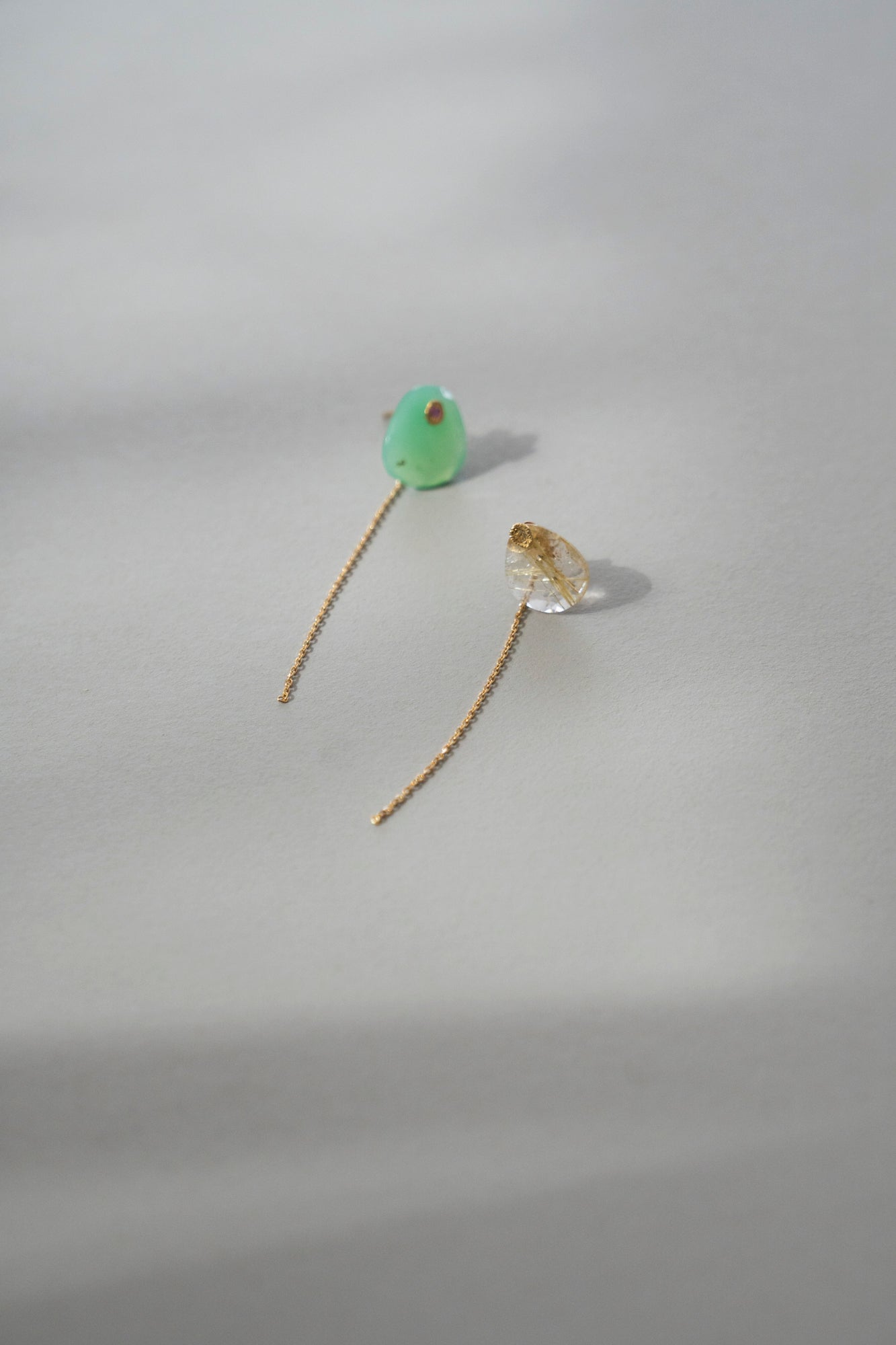 monaka モナカジュエリー フラットピアス ルビー k18 片耳 MONAKA