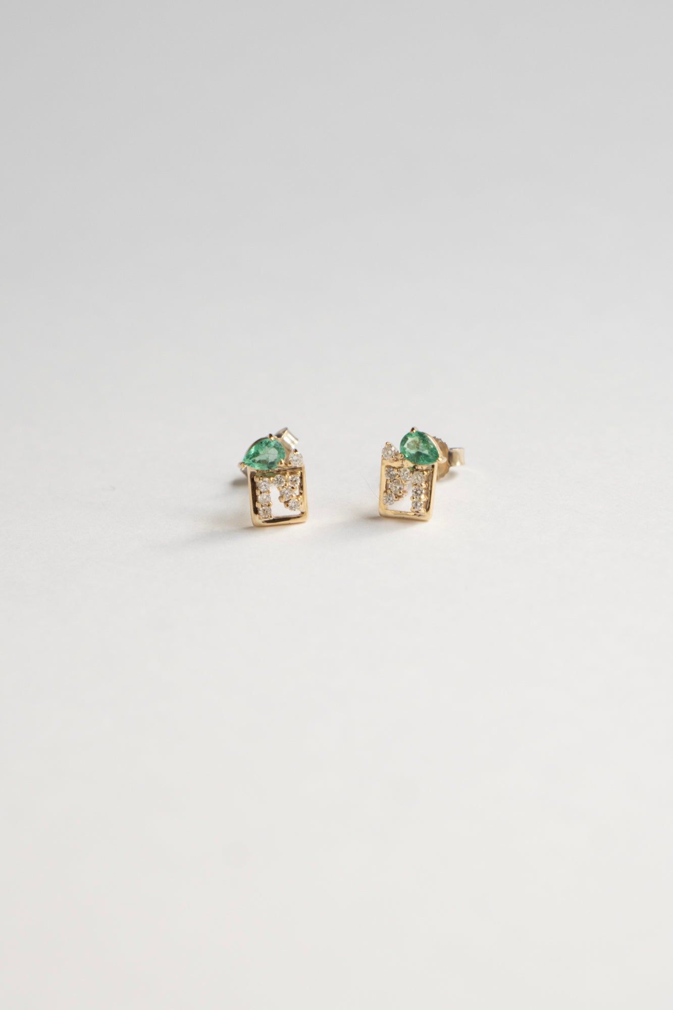 MILA OMI MATA CERES STUDS Emerald Pierced Earring /K10