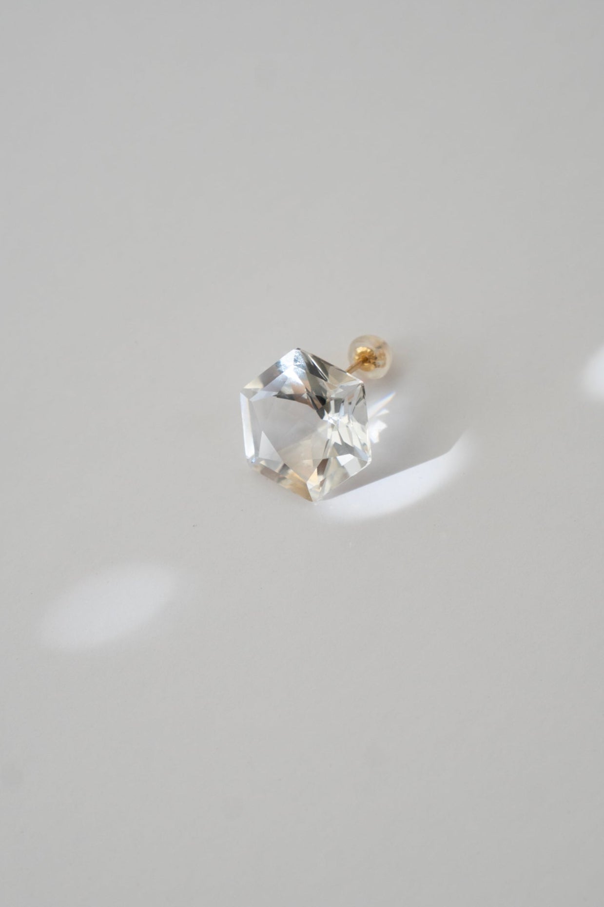 simmon Seta Hexagon quartz pierced earring M /K18