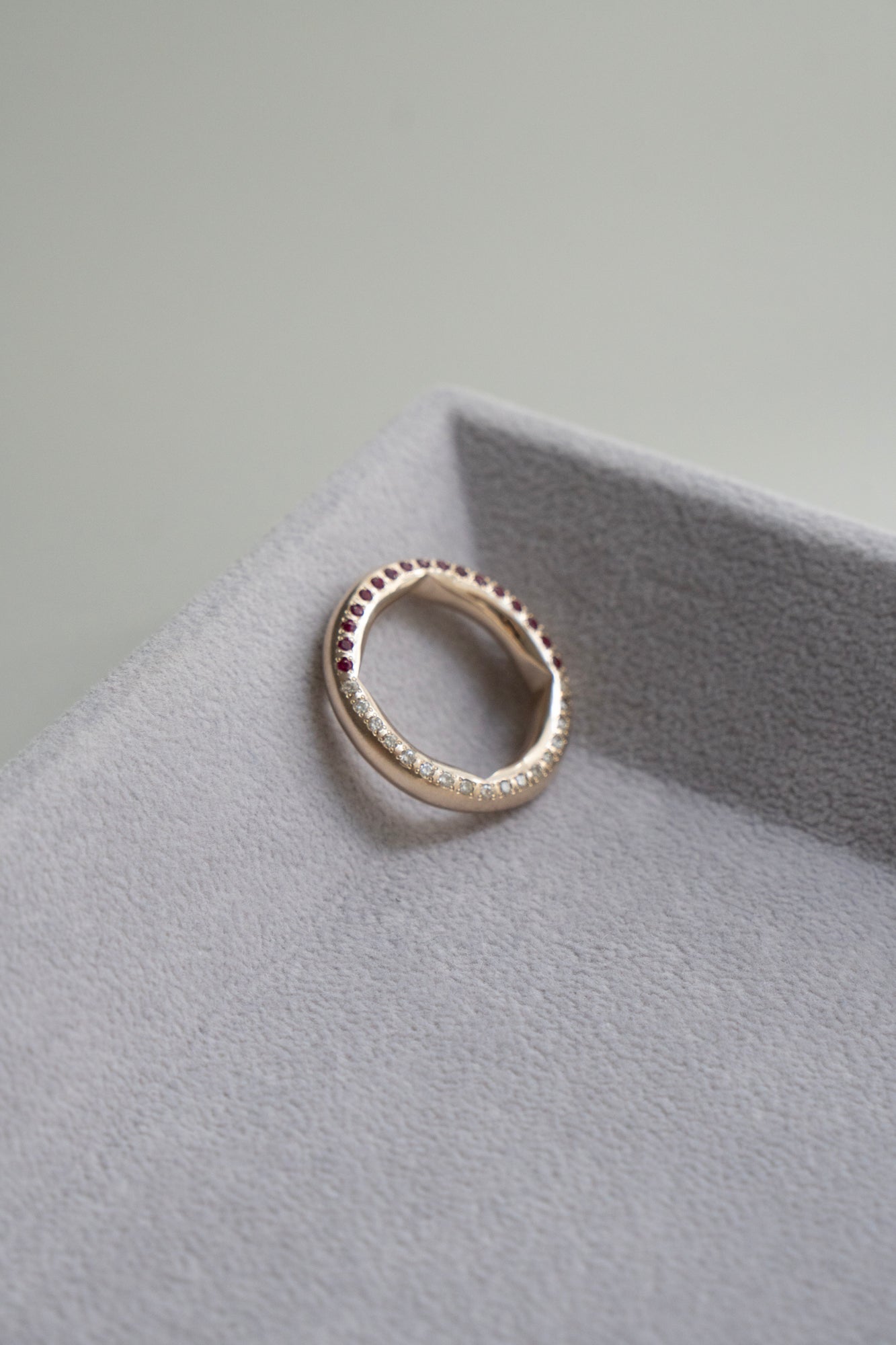 PALA Round Ring Ruby & Diamond Side Eternity /K10