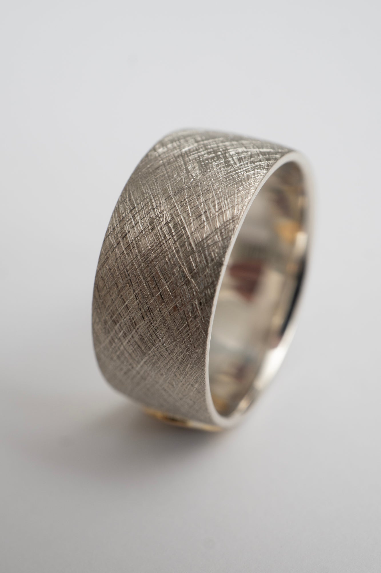 simmon Seta Salt & Pepper Diamond Bezel Flat Ring /SV900&PT100