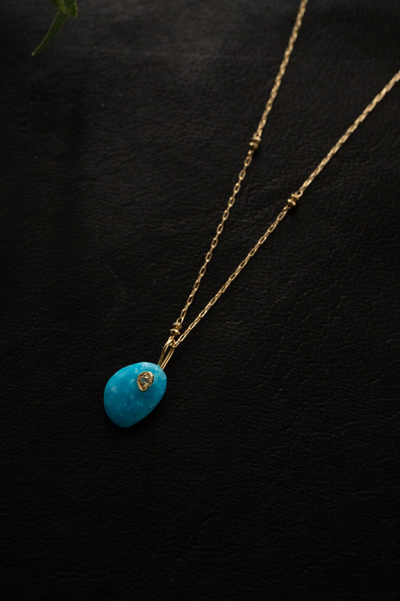 MONAKA jewellery Flat Turquoise Necklace Charm Top /K18