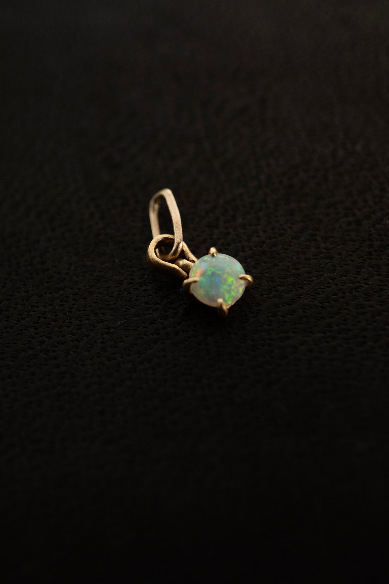 モナカジュエリー　オパール MONAKA jewellery Horse Shoe Opal モナカジュエリー オパールチャーム