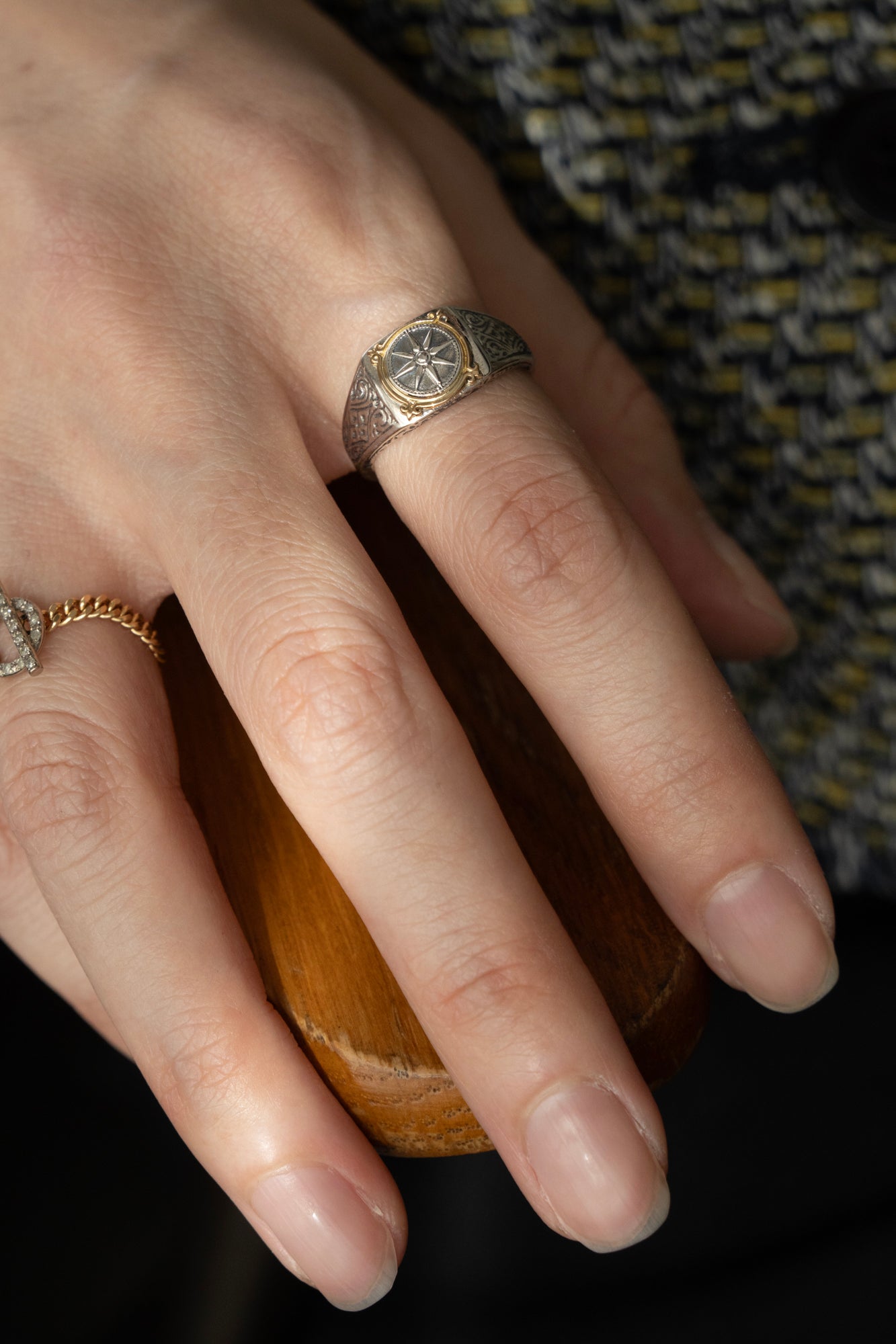 Gerochristo Mini Vergina Square Ring ジェロクリスト ヴェルギナ