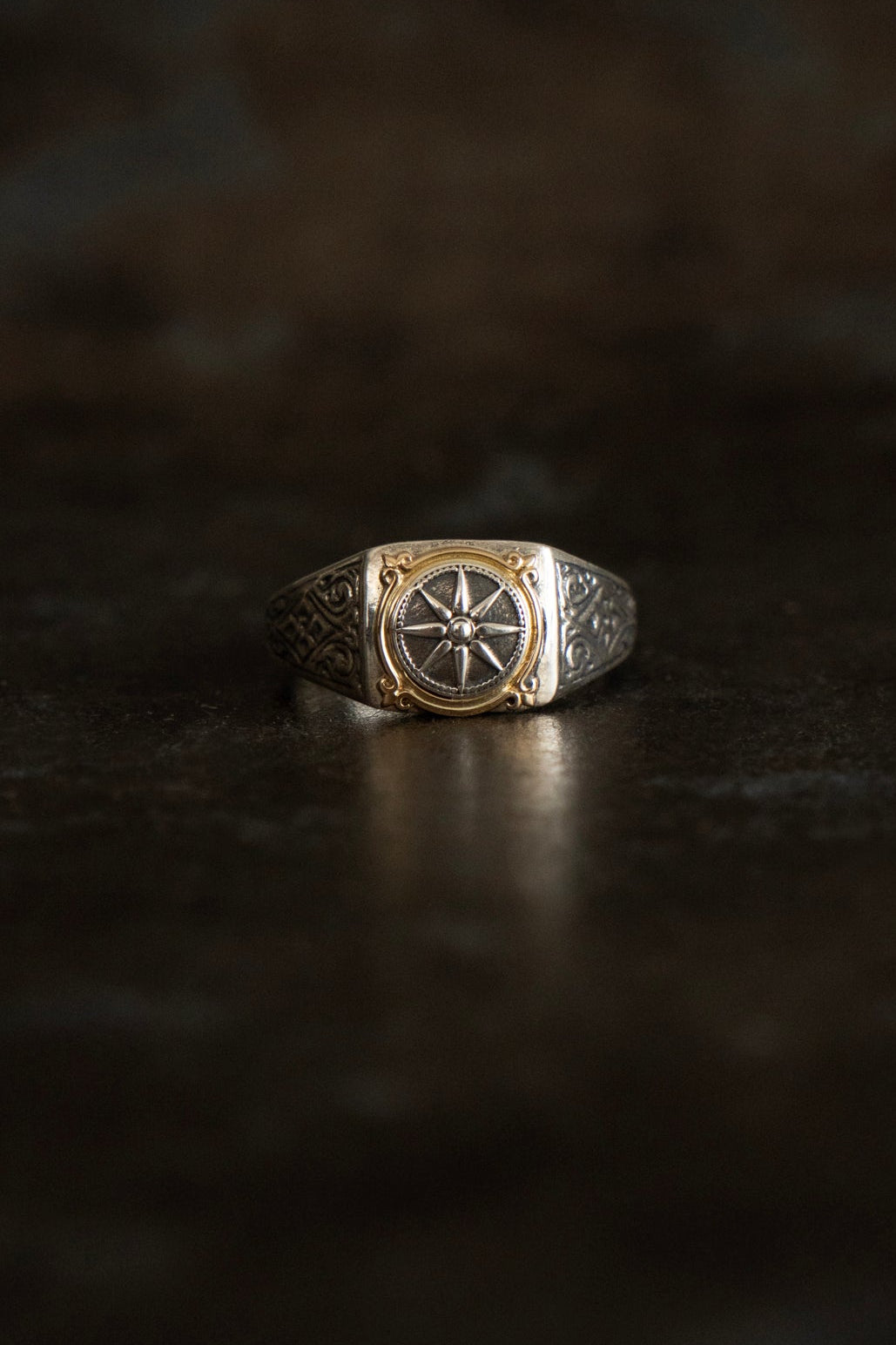 Gerochristo Mini Vergina Square Ring ジェロクリスト ヴェルギナ