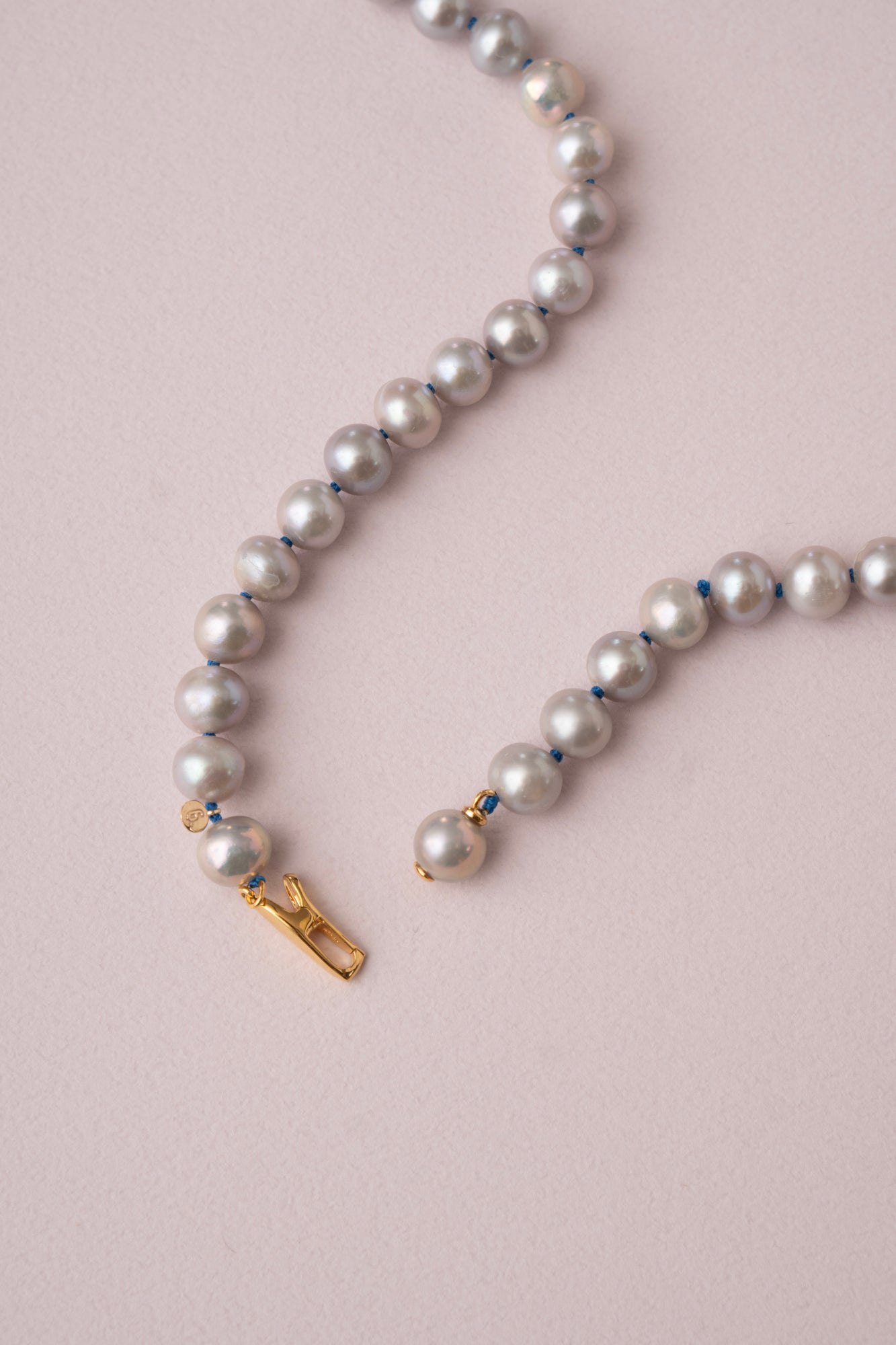 bohem All Knot Pearl Necklace Middle Long Gray