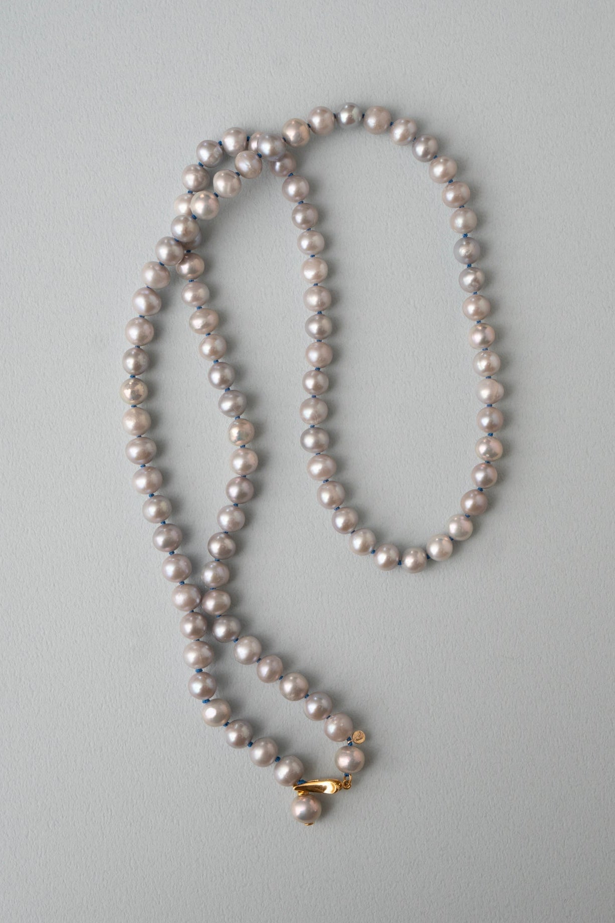 bohem All Knot Pearl Necklace Middle Long Gray