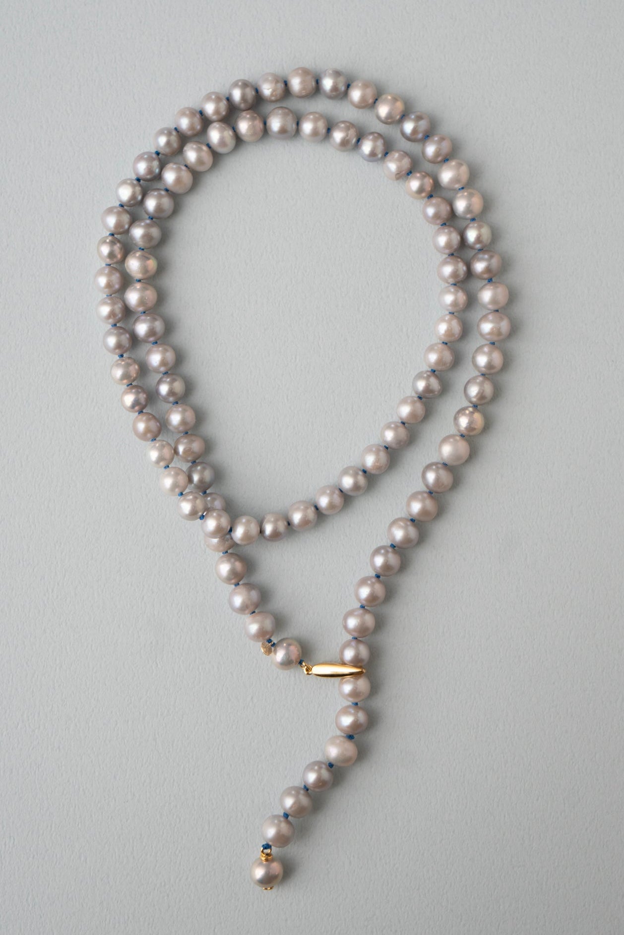 bohem All Knot Pearl Necklace Middle Long Gray